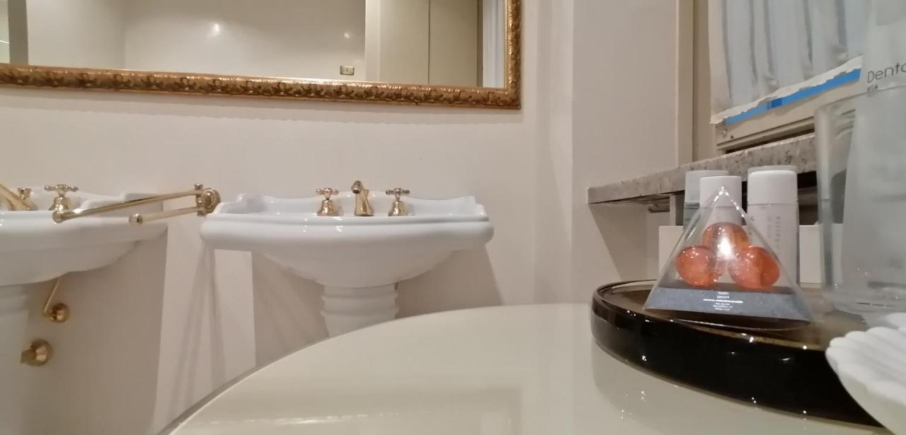 Mercanti Apts Via Passarella Milano Eksteriør bilde